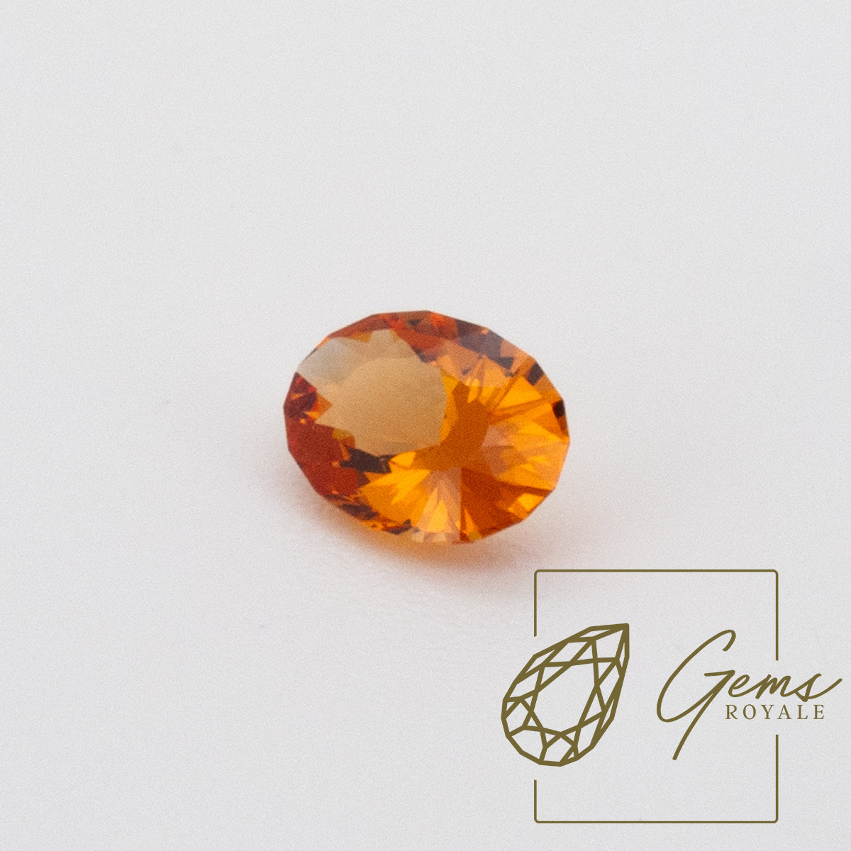 Oval brilliant Spessartine (Mandarin) Garnet, 0.60 ct