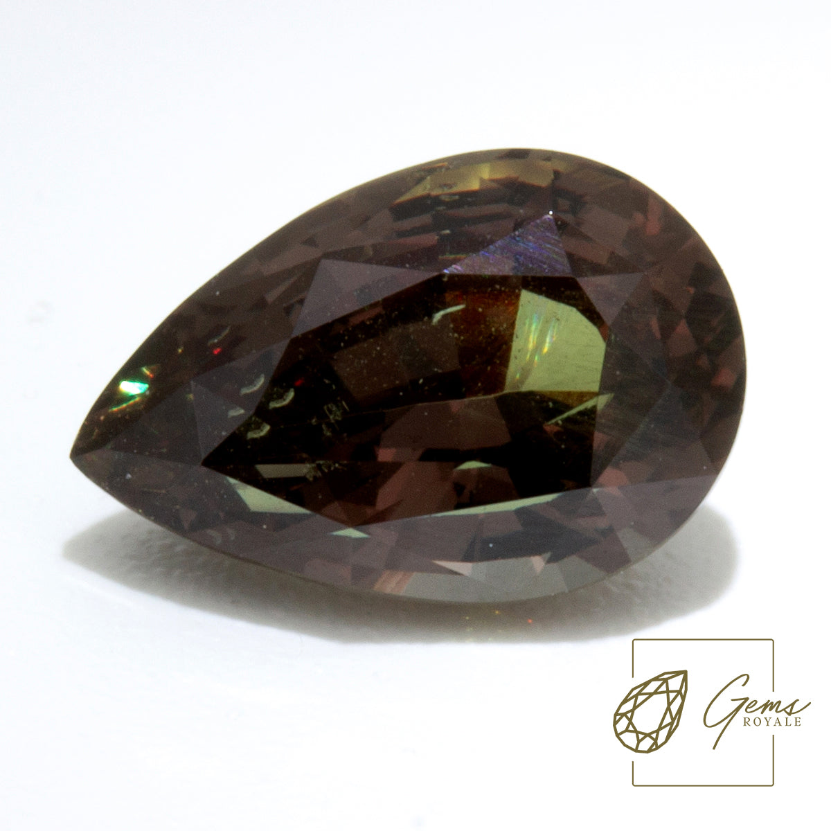 Pear cut Garnet 2.4 Ct