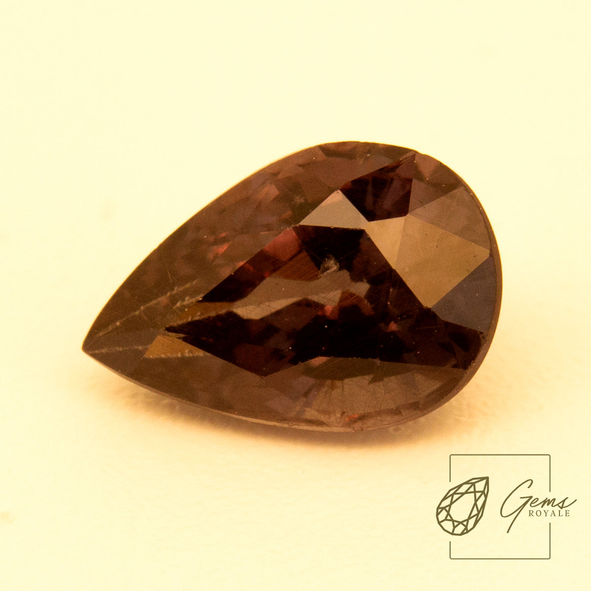 Pear cut Garnet 1.71 Ct