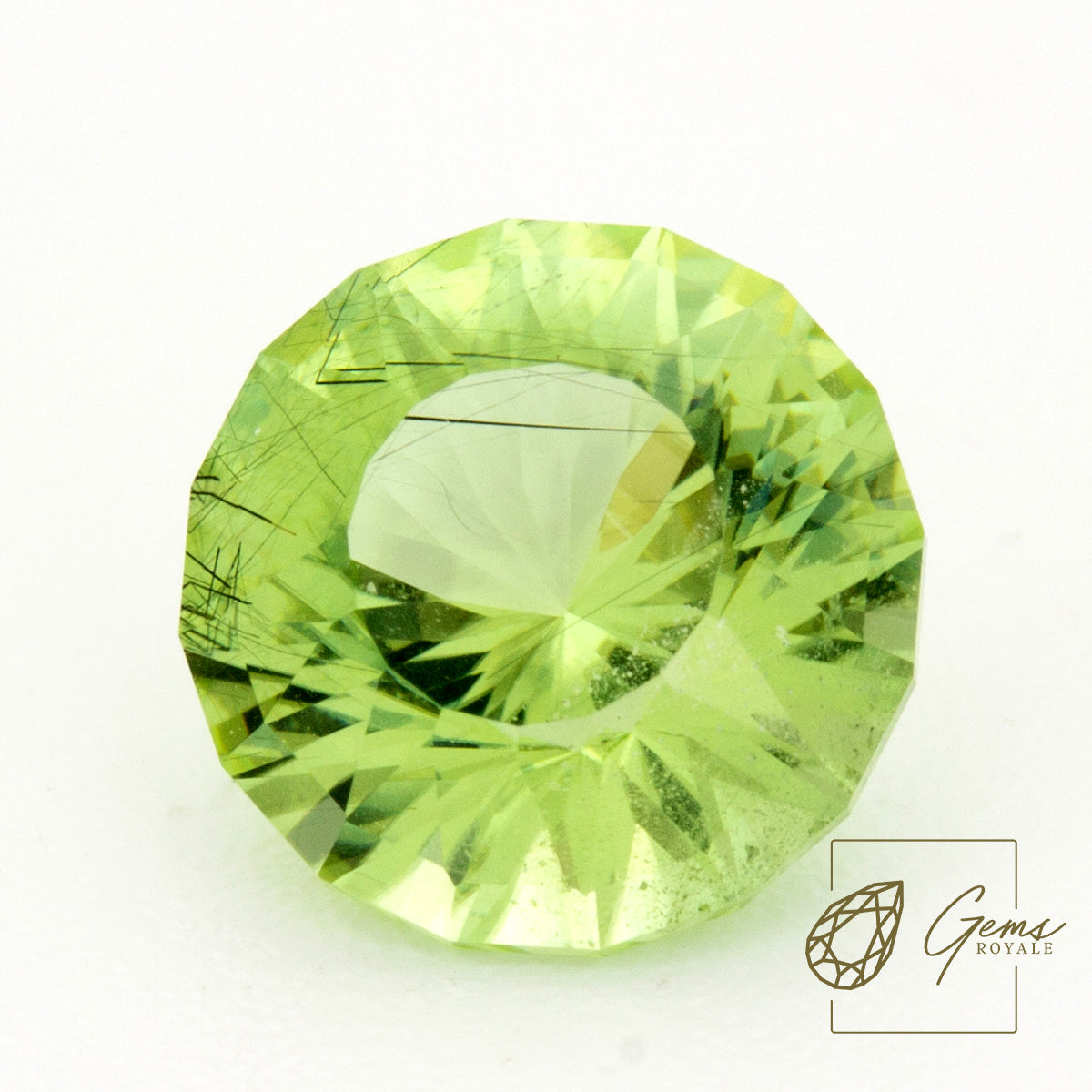 Fancy brilliant cut Peridot, 2.5 carats