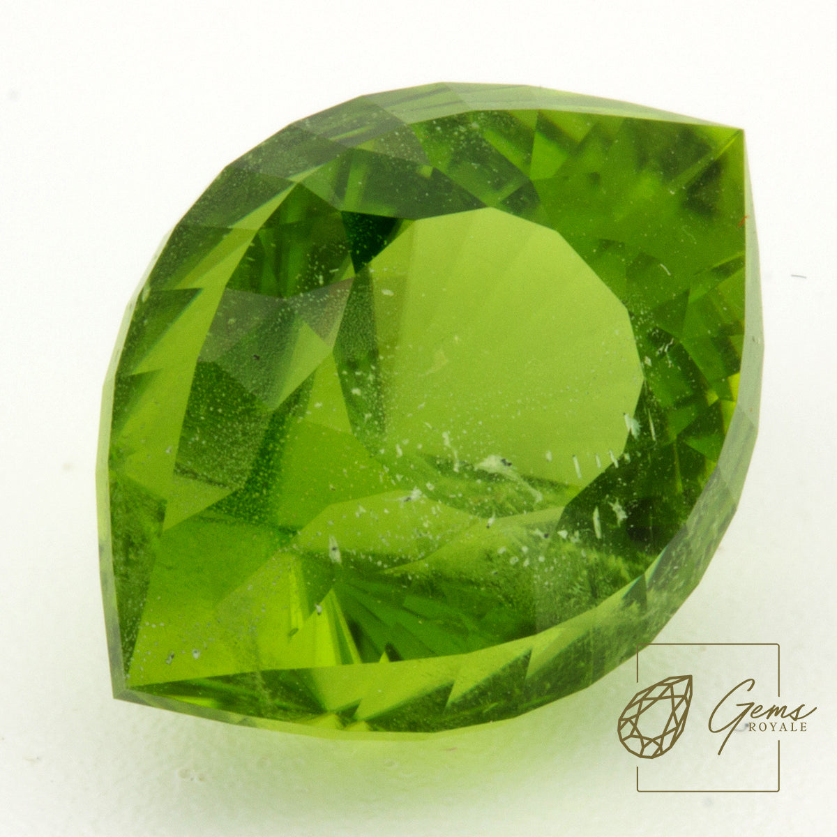 Eye cut Peridot 11.18 Ct