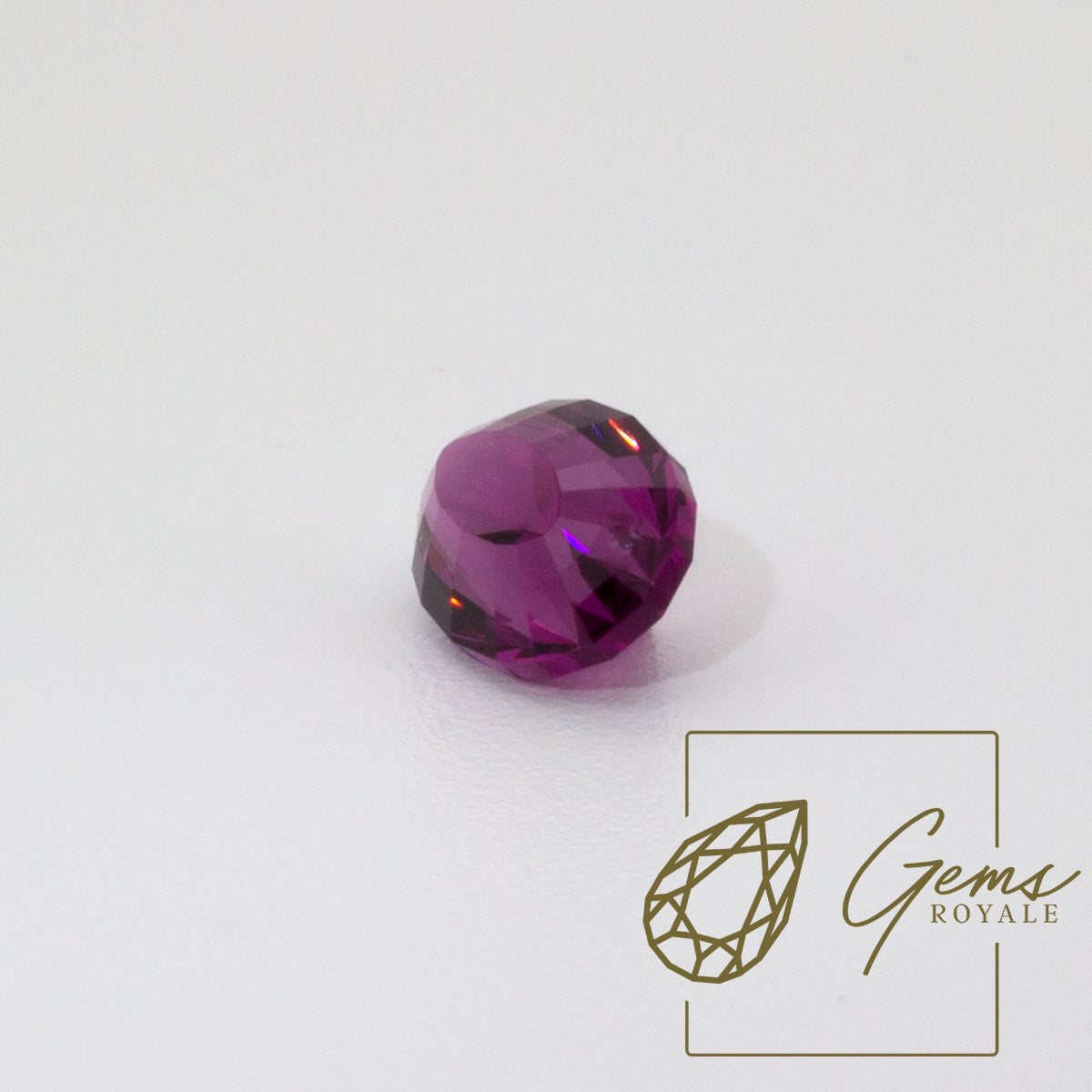 Oval Umbalite Garnet, 1.86 CT