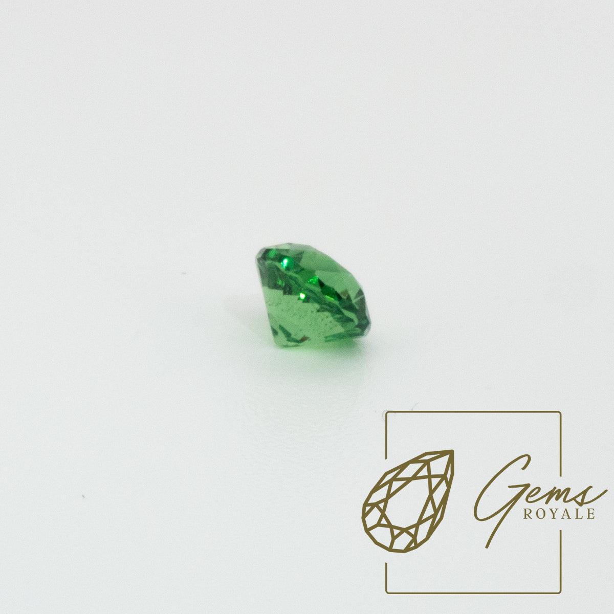 Brilliant Tsavorite garnet 0.58 ct