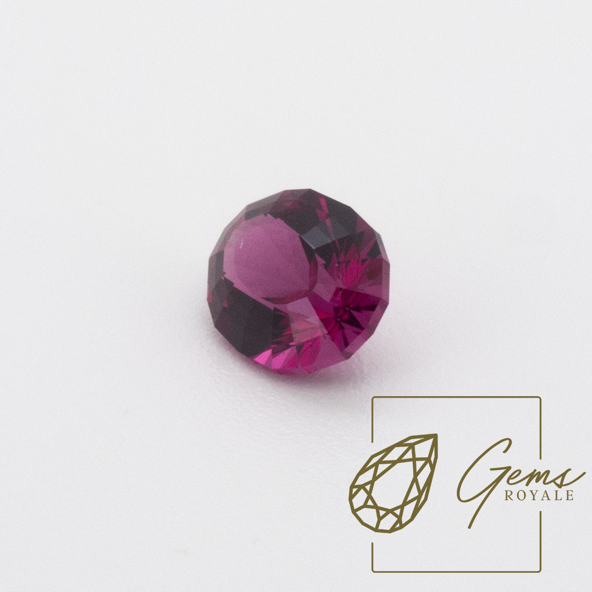 Oval Umbalite Garnet, 1.62 ct