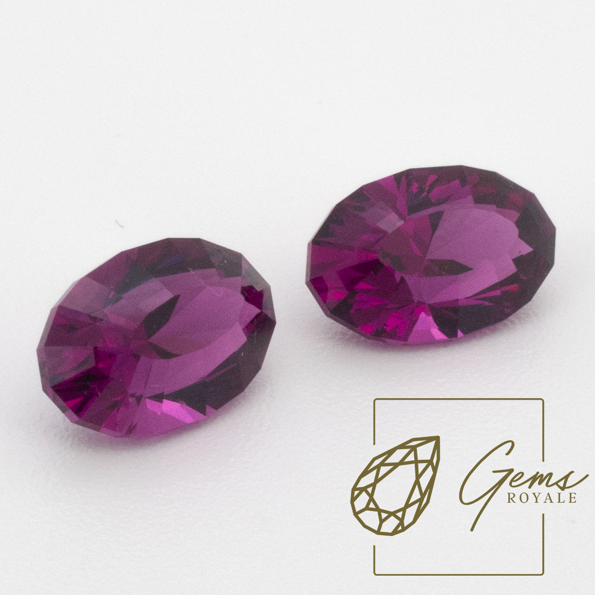 Oval Umbalite Garnet pair, 2.04, 2.27 ct