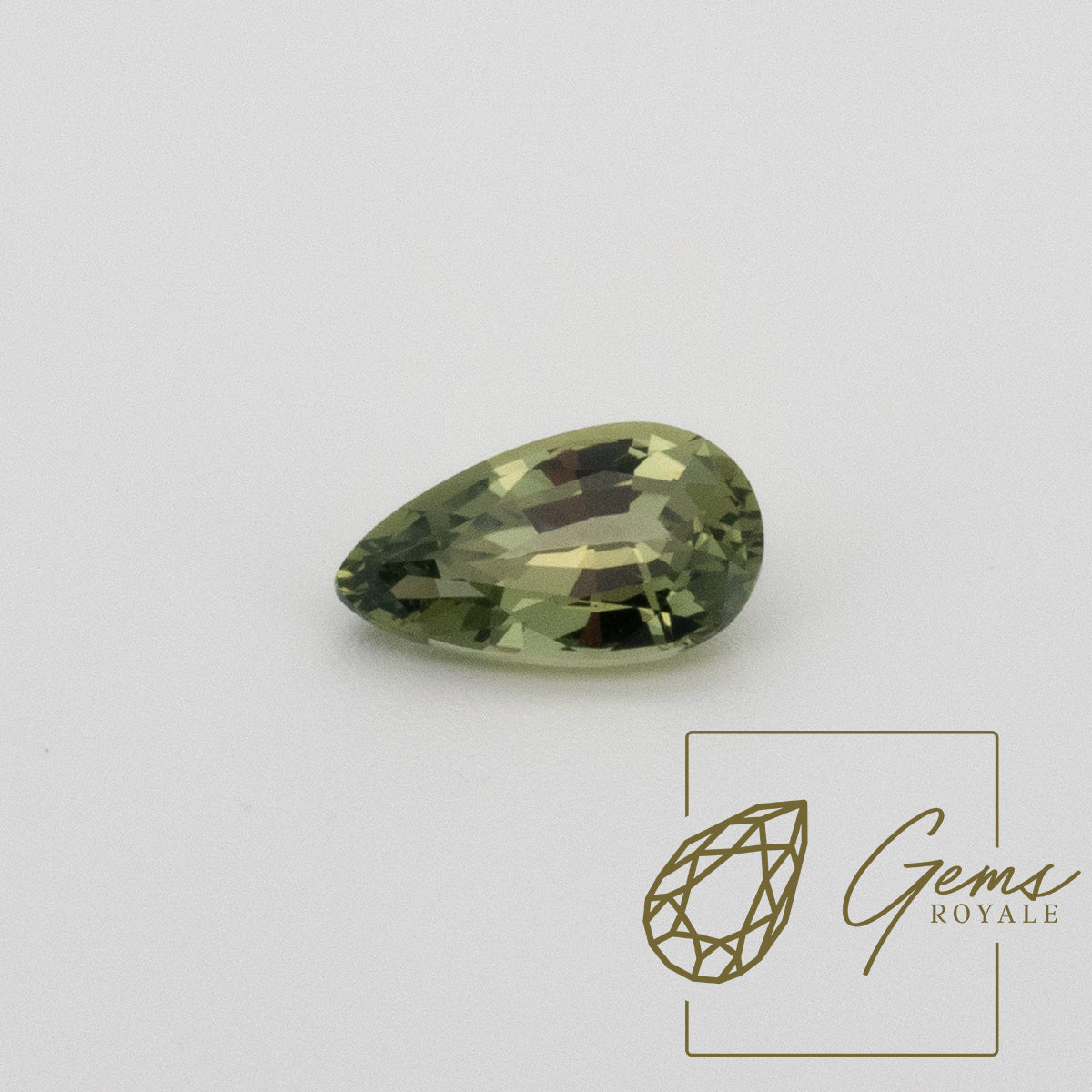 Green pear shape Sapphire, 3.55 carats