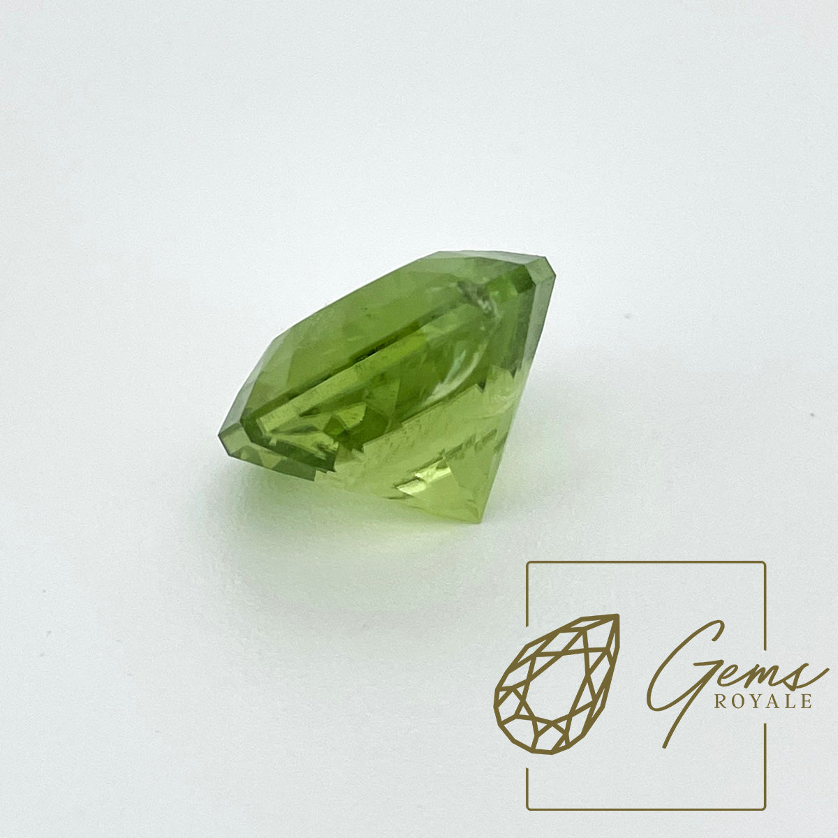 Fancy brill Peridot 14.14 ct