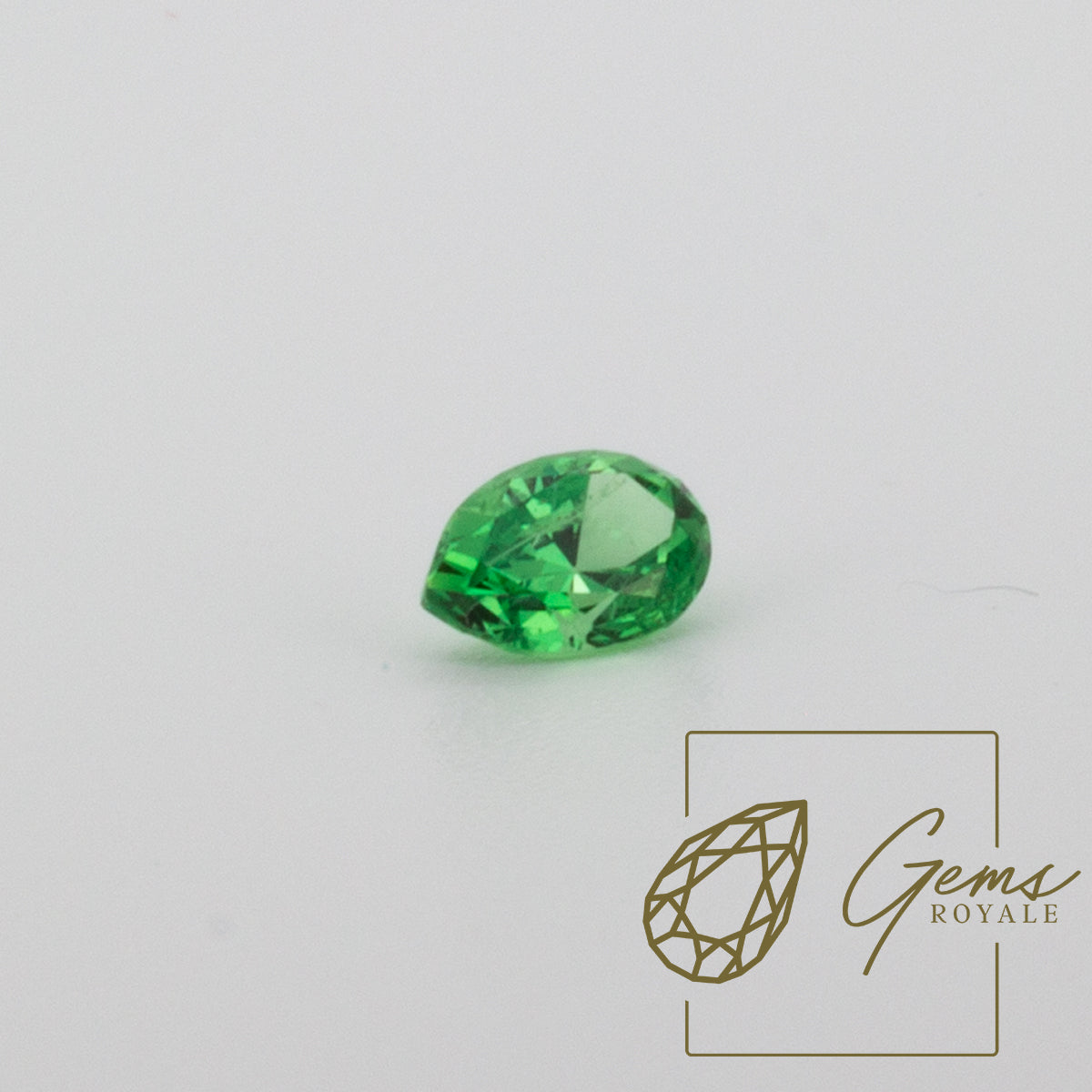 Pear cut Tsavorite garnet 0.93 ct