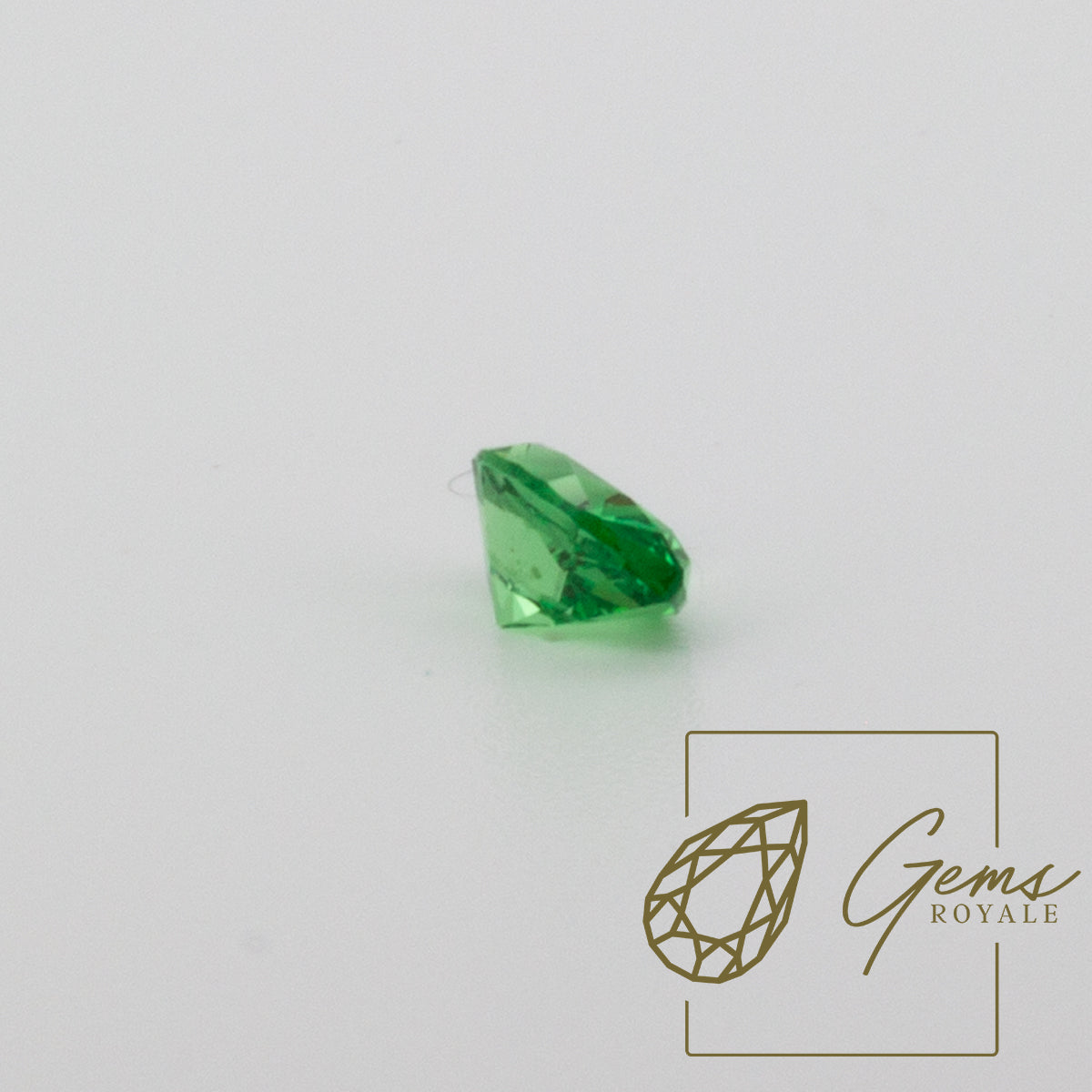 Pear cut Tsavorite garnet 0.93 ct