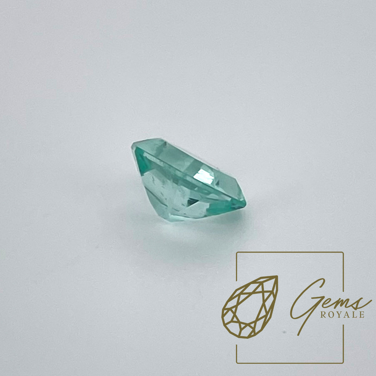 Emerald cut, Colombian Emerald, 0.81 ct