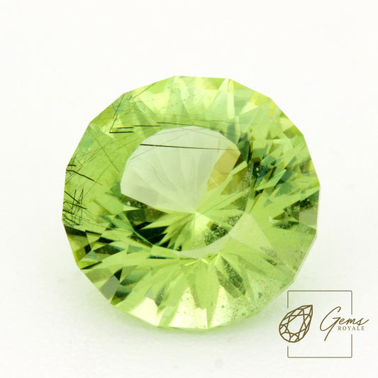 Fancy brilliant cut Peridot, 2.5 carats