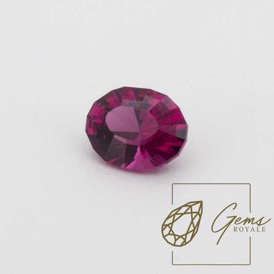 Oval Umbalite Garnet, 1.62 ct