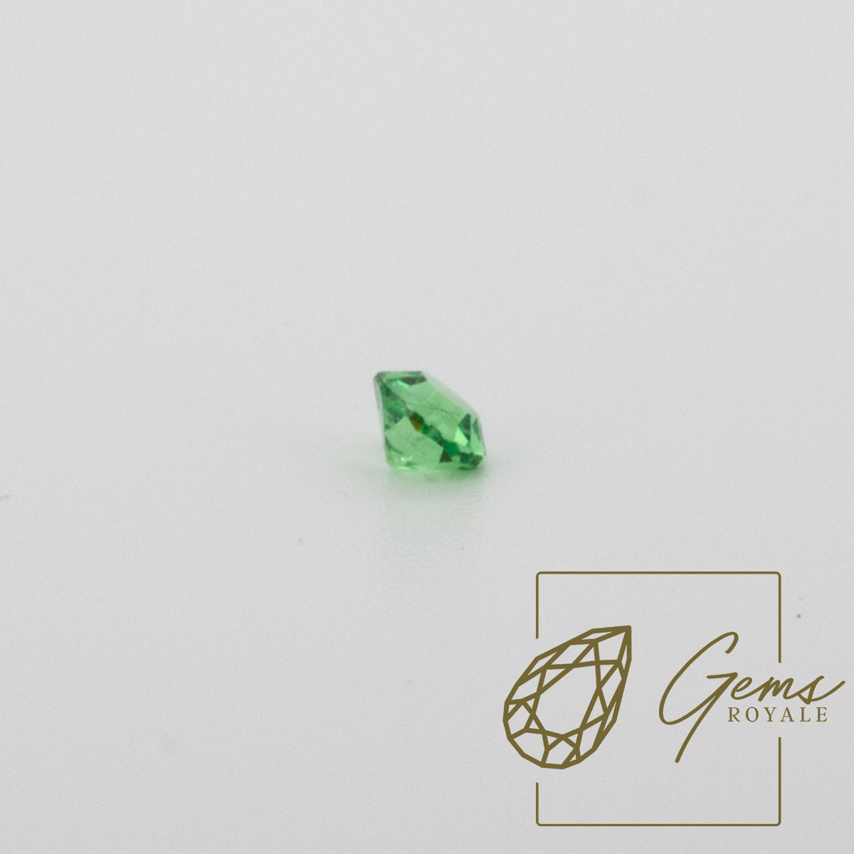 Brilliant Tsavorite garnet 0.29 ct