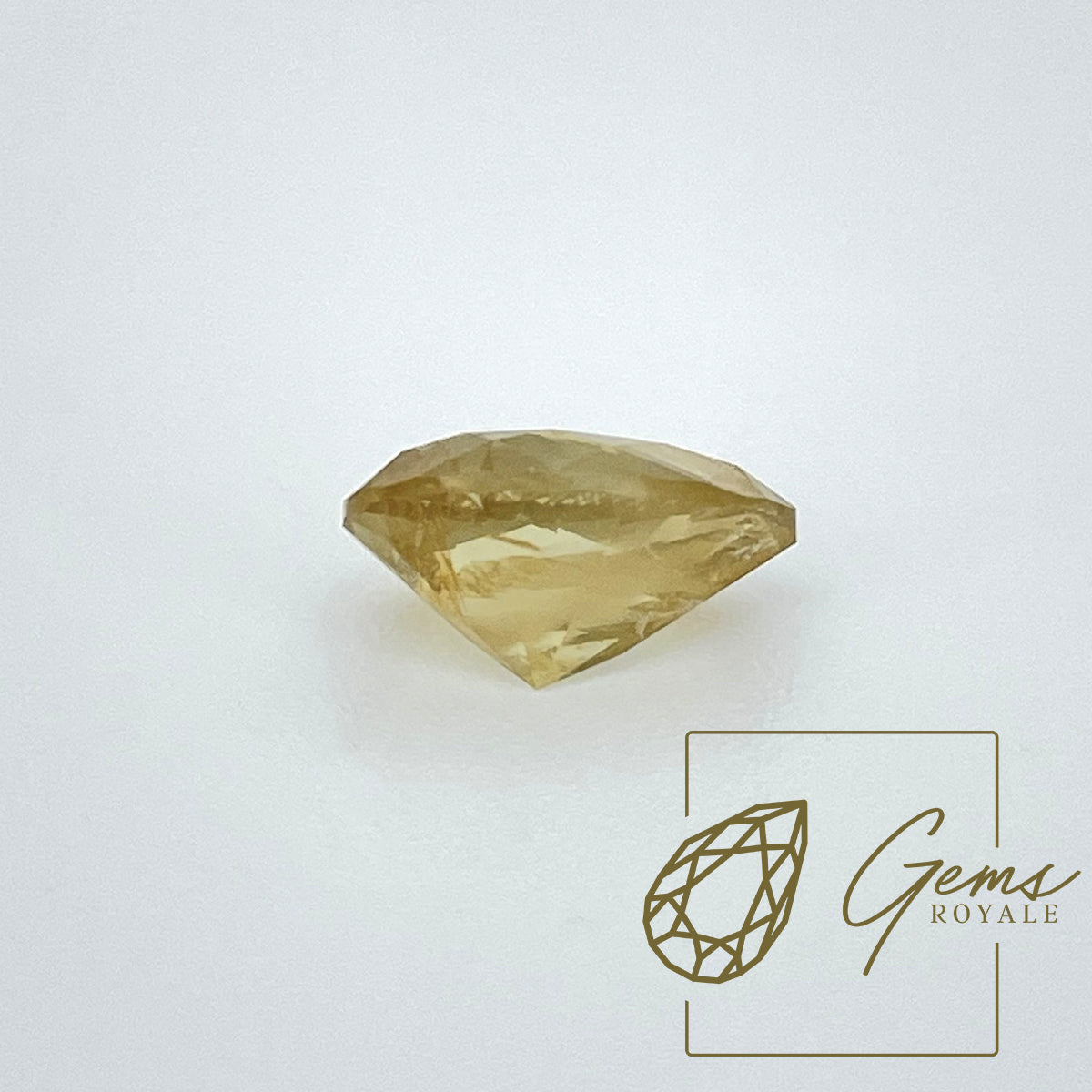 Pear cut pale yellow Sapphire, 3.55 ct