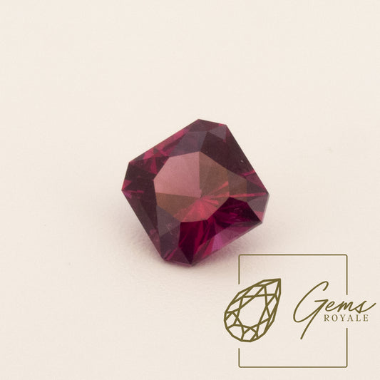 Square Umbalite Garnet, 2.2 ct